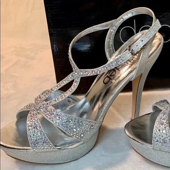 NWT DEB VICE-123 OPEN TOE GLITTER HEELS - Picture 2 of 16